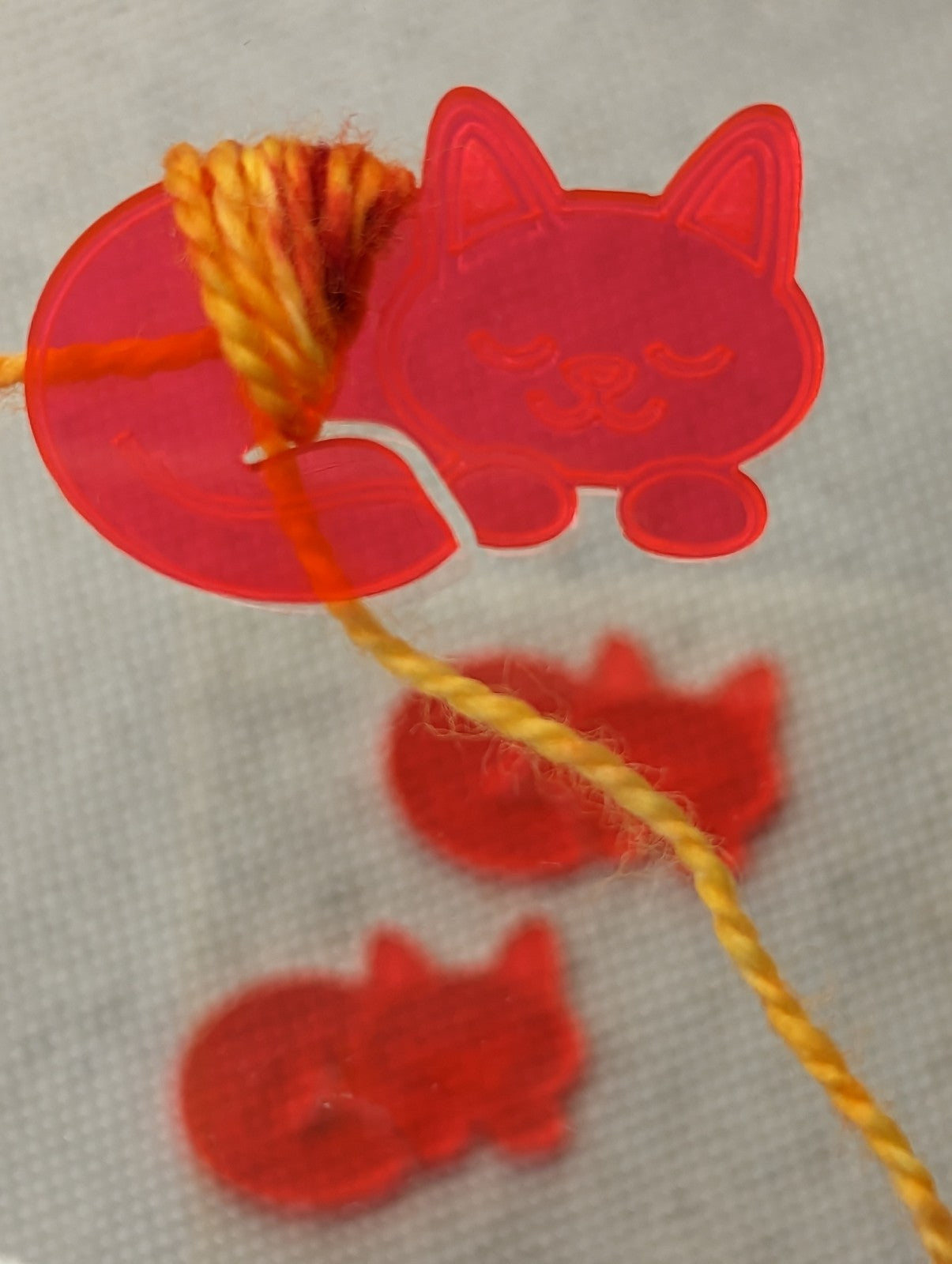 LYS Day Squirrel Girl Yarn Minders