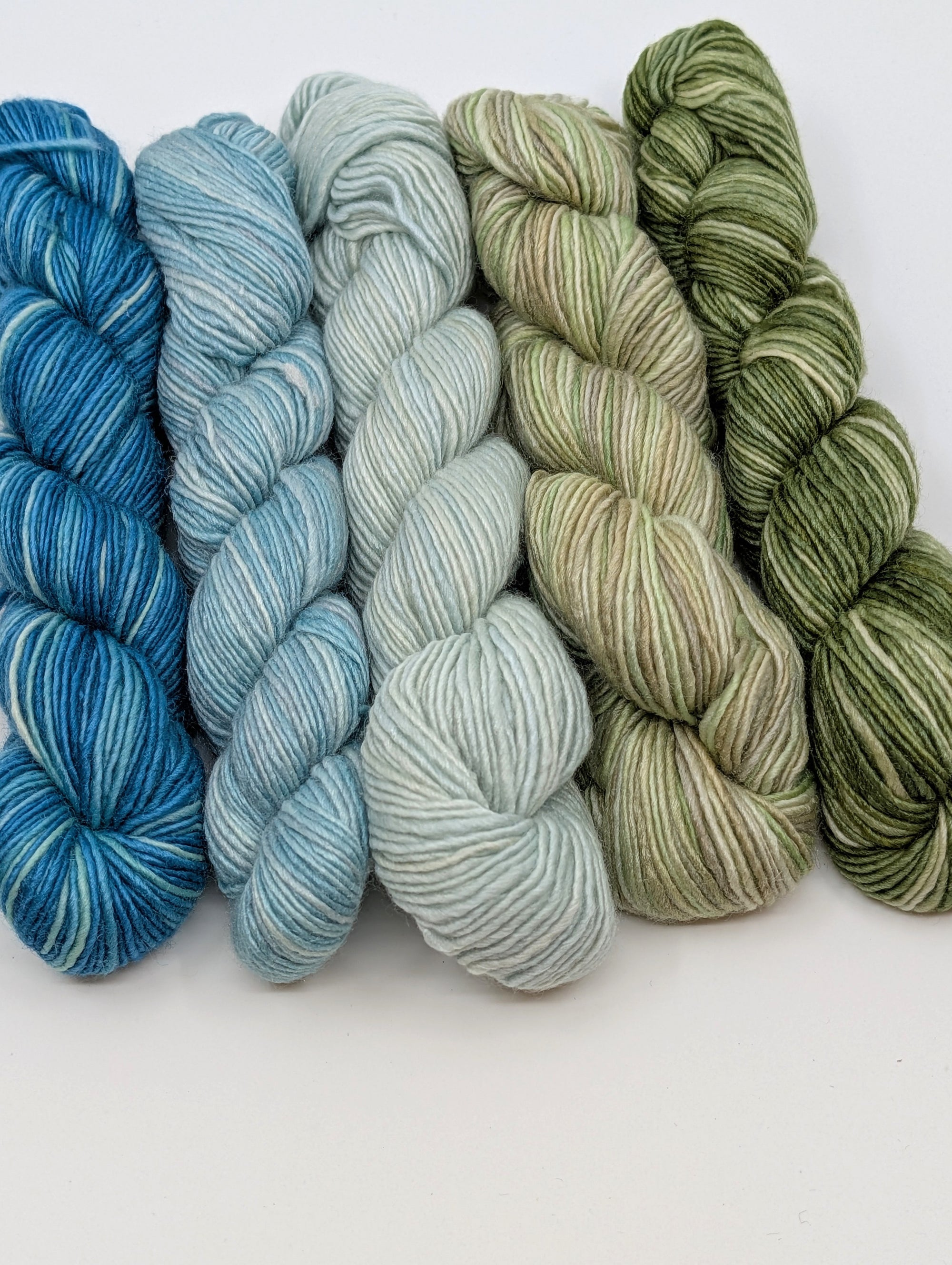 Petal Cowl Kits (KNIT)