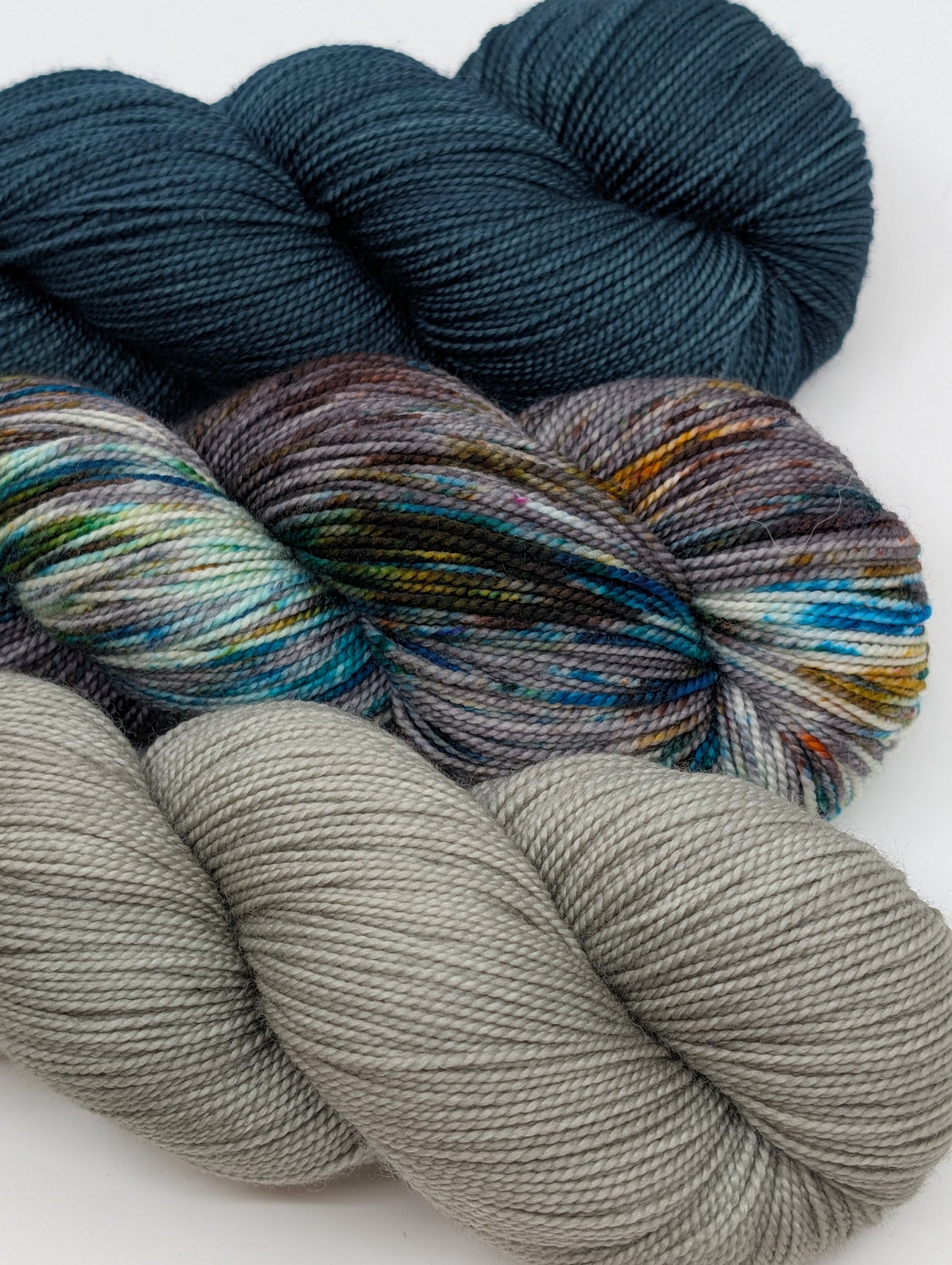 Love Your Store 26 Shawl Kits (KNIT) for LYS Day 2026