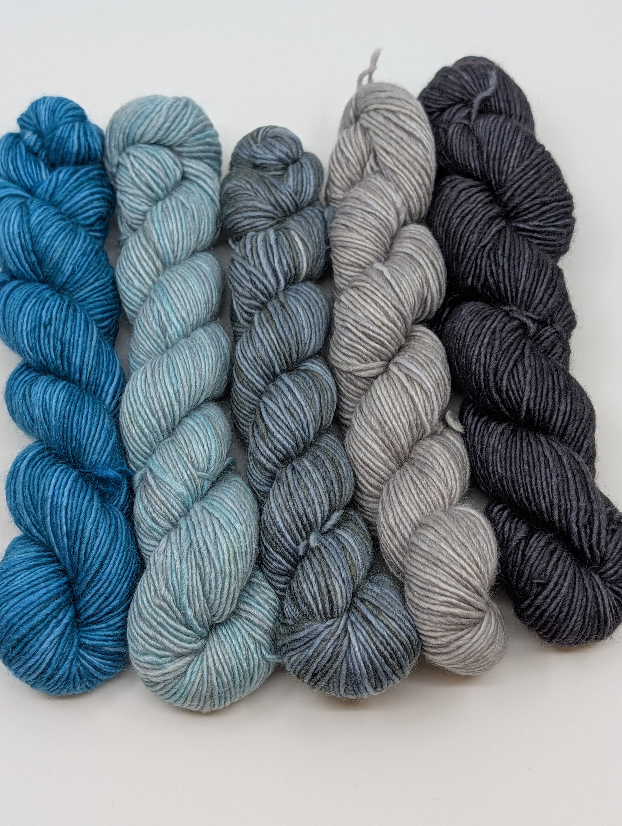 Petal Cowl Kits (KNIT)