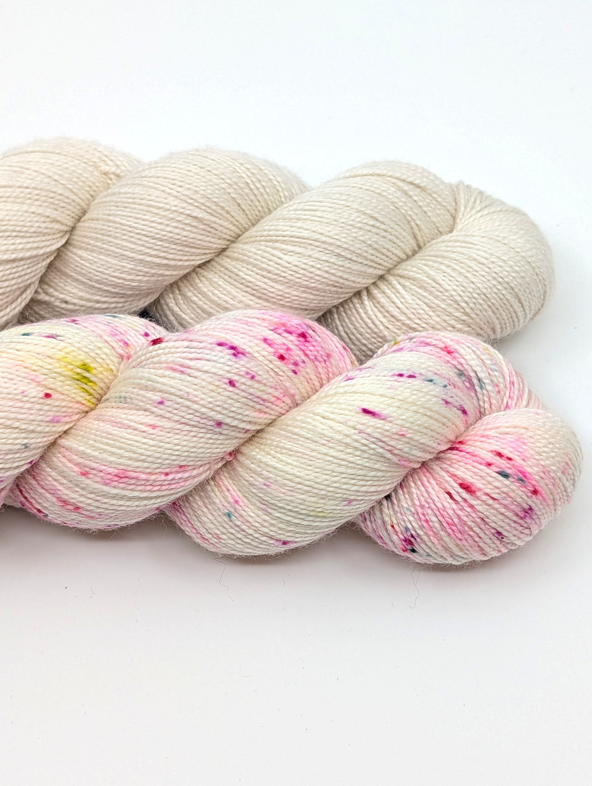 Colossal Fluff Up Kits (KNIT) for LYS Day 2026
