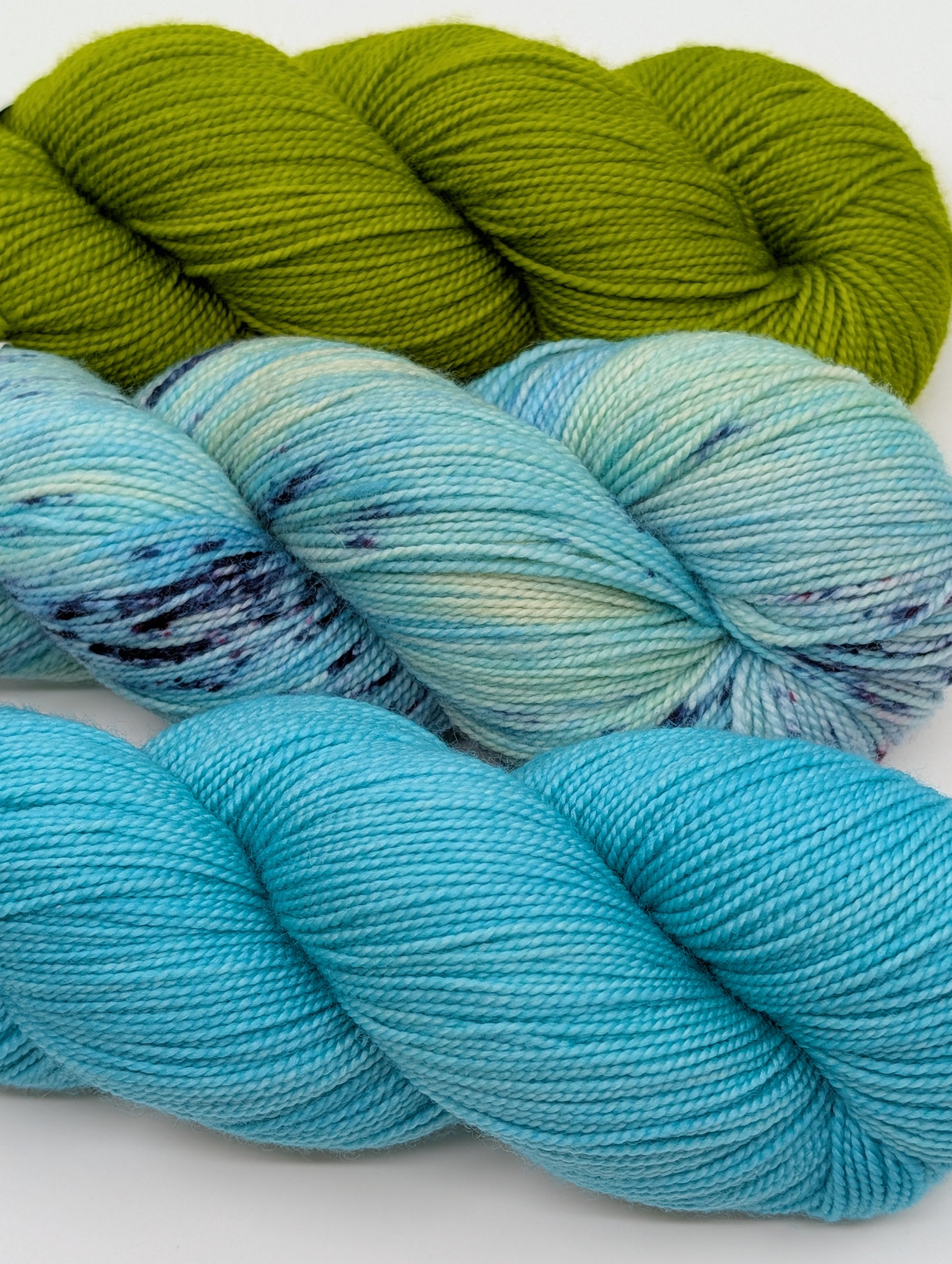 Love Your Store 26 Shawl Kits (KNIT) for LYS Day 2026