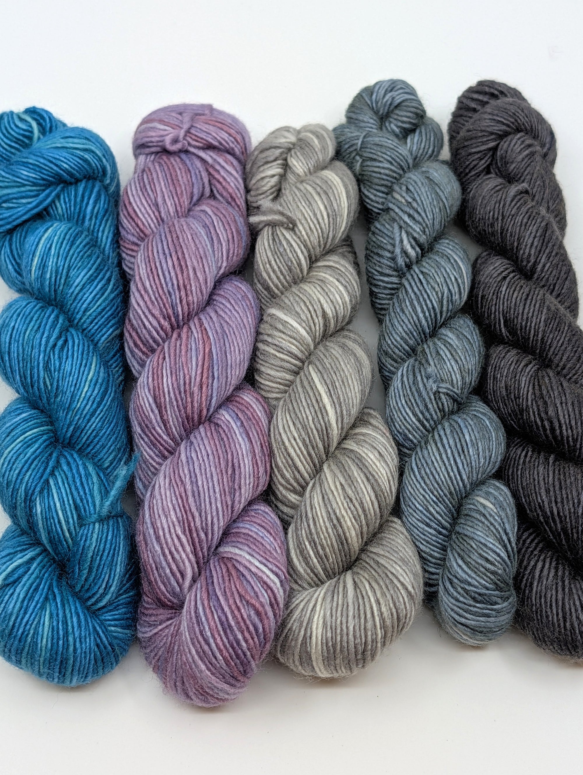 Petal Cowl Kits (KNIT)