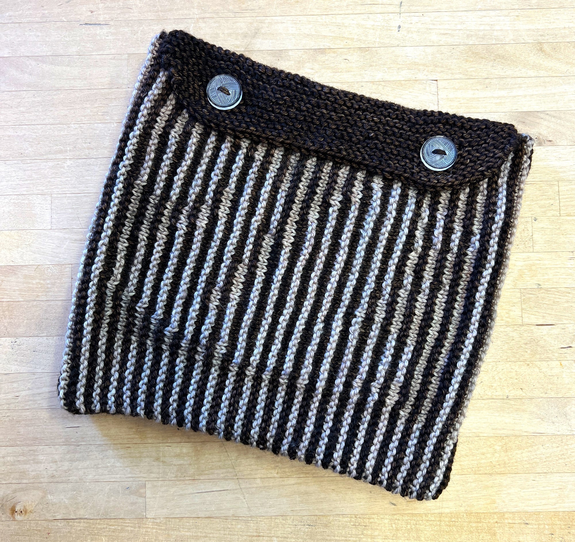 Illusion Knitting: Squirrel Away Scrap Sack