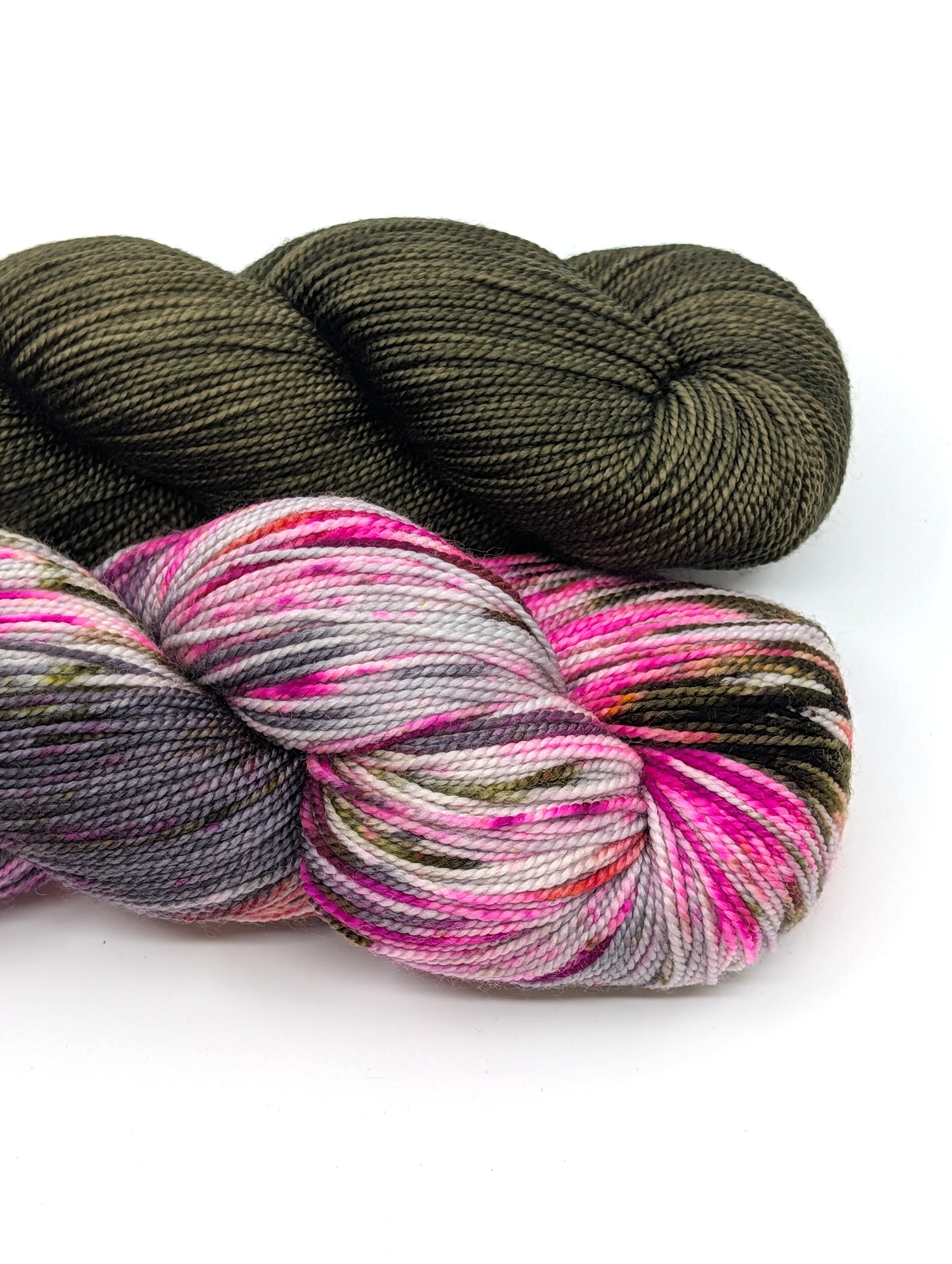 Colossal Fluff Up Kits (KNIT) for LYS Day 2026