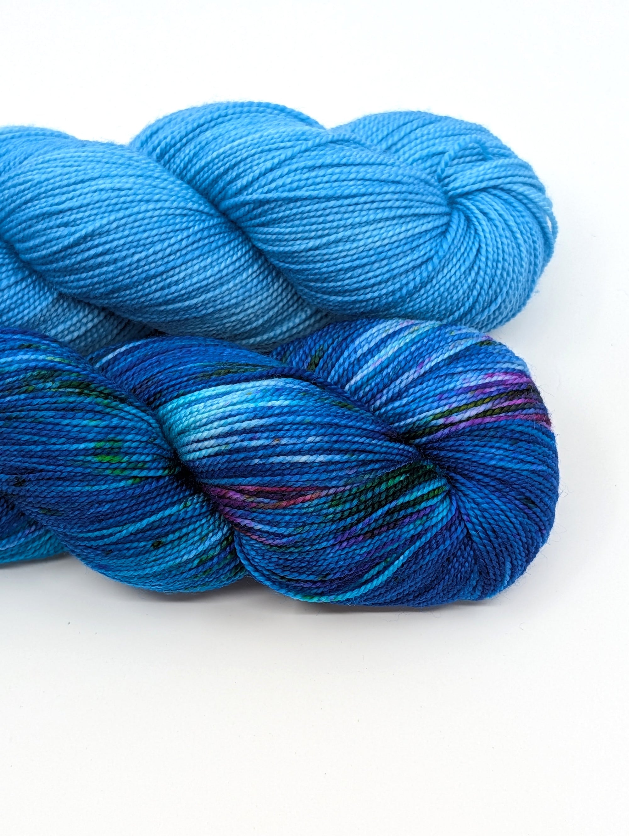 Colossal Fluff Up Kits (KNIT) for LYS Day 2026