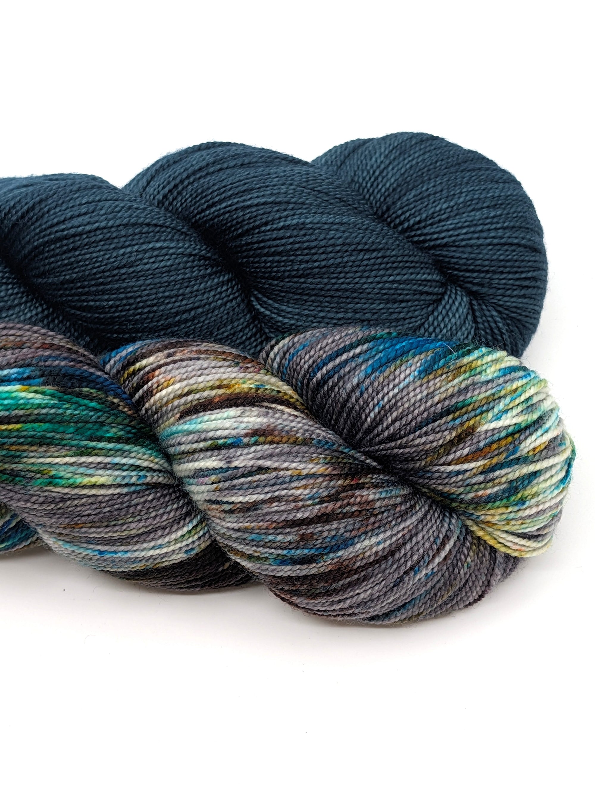 Colossal Fluff Up Kits (KNIT) for LYS Day 2026